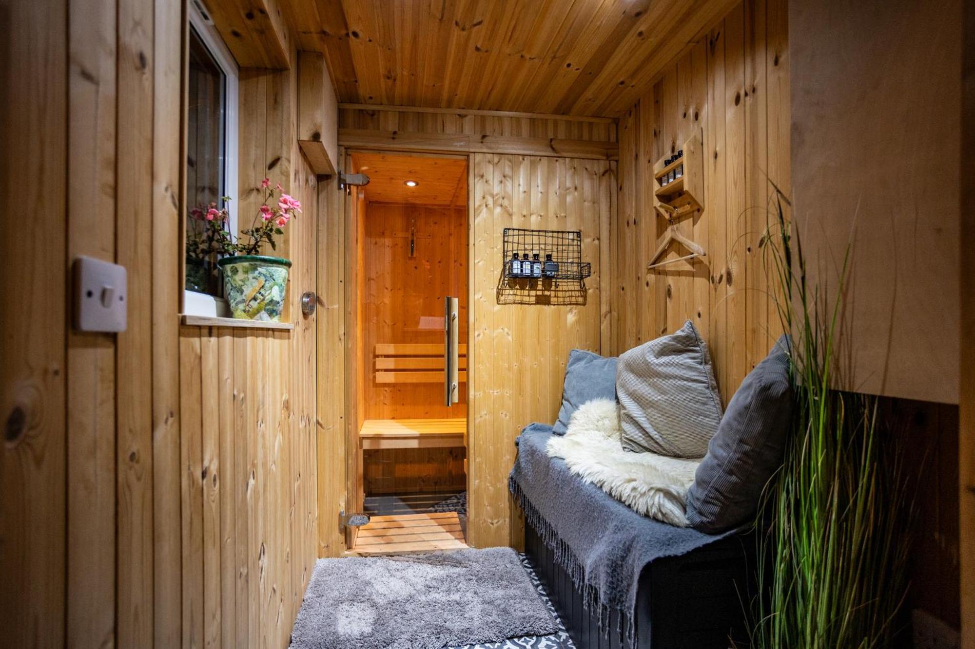 Jura, Mrs Leonard'S Cottage Craighouse Exterior foto