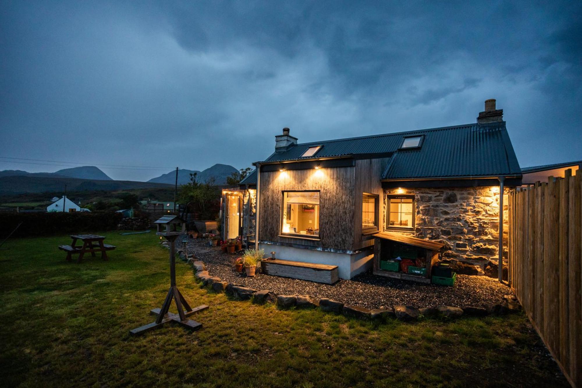 Jura, Mrs Leonard'S Cottage Craighouse Exterior foto