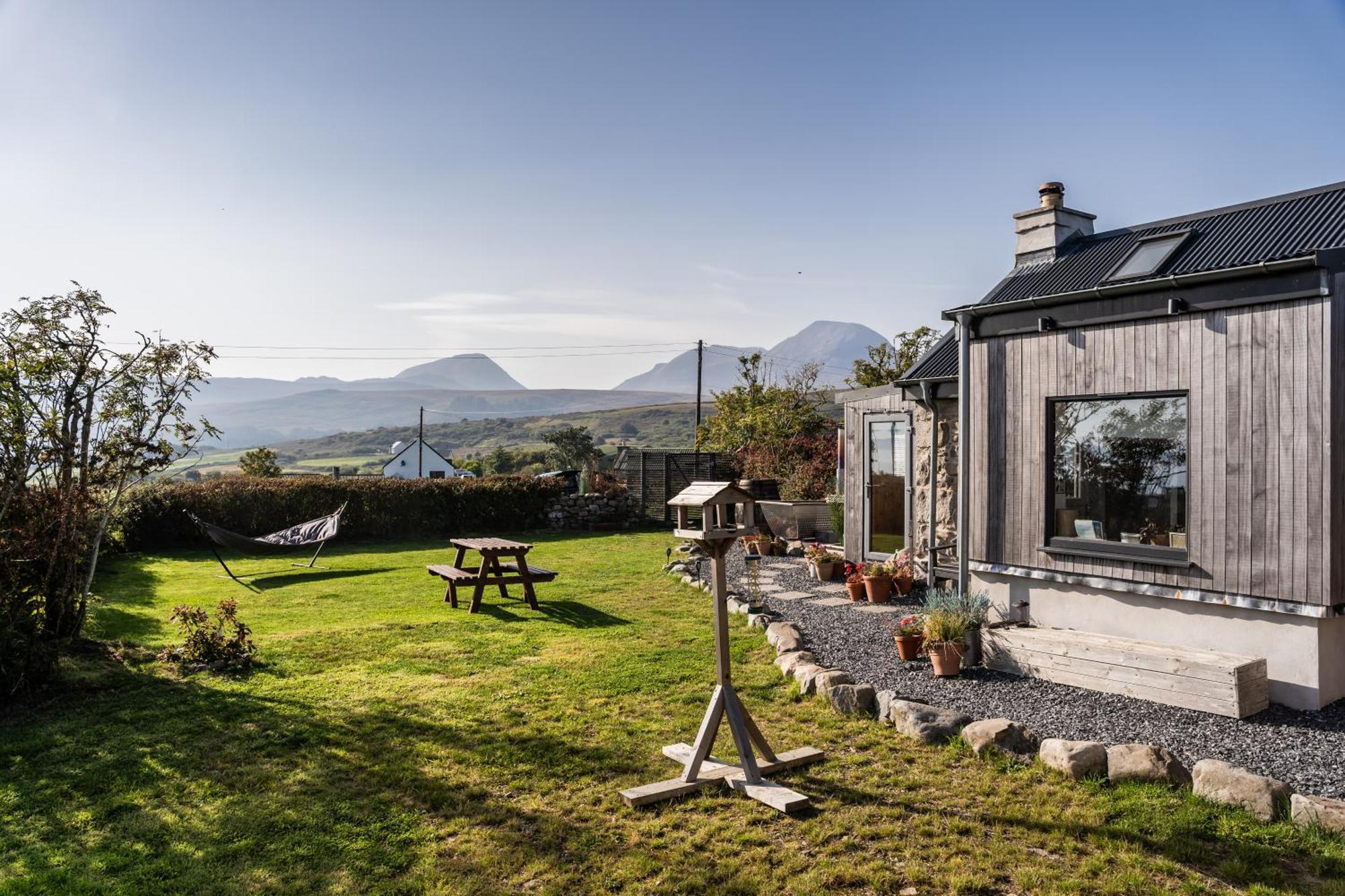 Jura, Mrs Leonard'S Cottage Craighouse Exterior foto